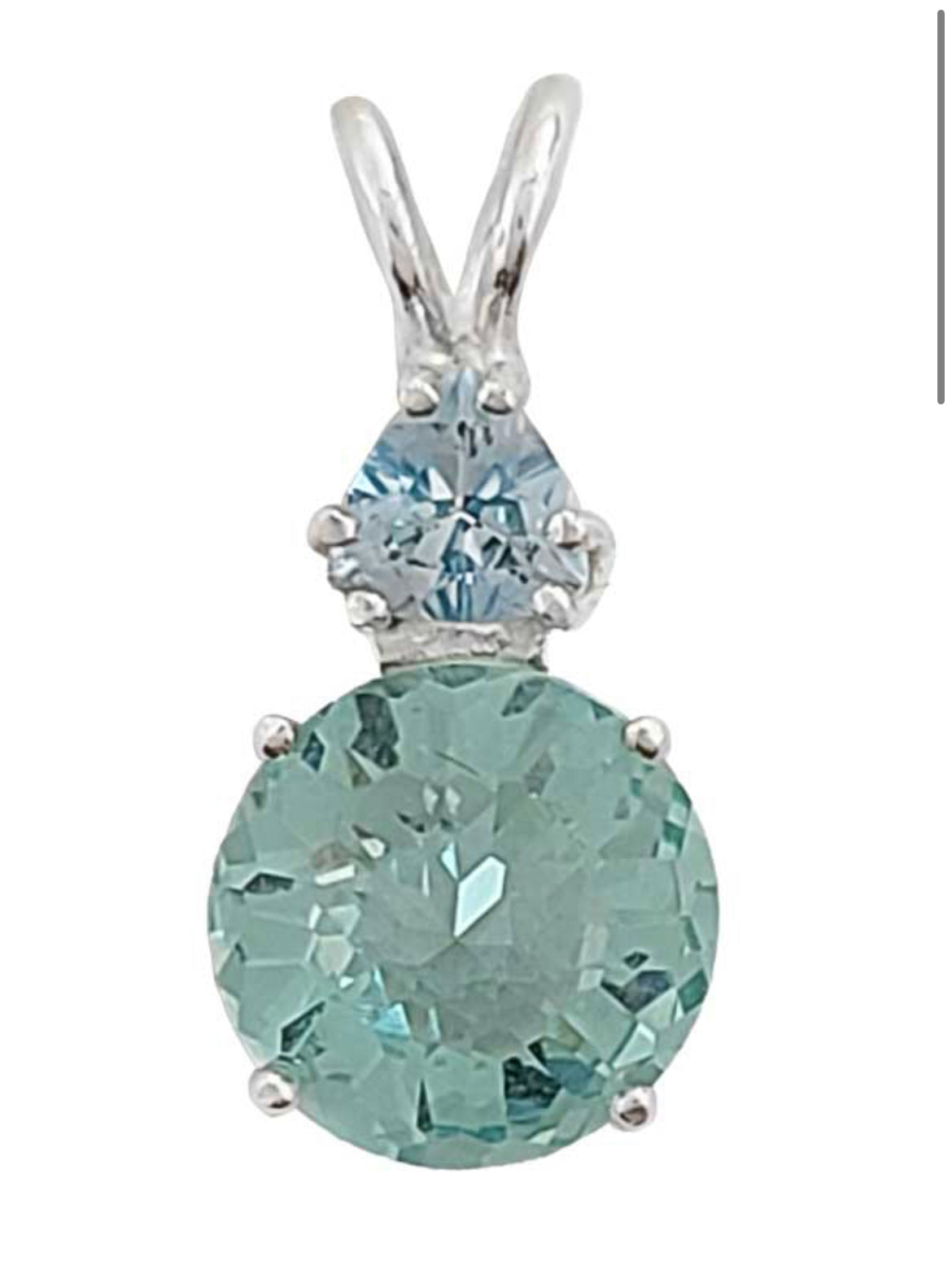 COLOMBIAN OBSIDIAN MINI RADIANT HEART™ WITH TRILLION CUT AQUAMARINE